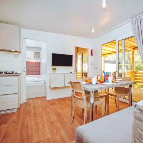 Stacaravan 6 personen - Stacaravan 6 personen - Comfort Plus 3 slaapkamers en 2 badkamers Lounge