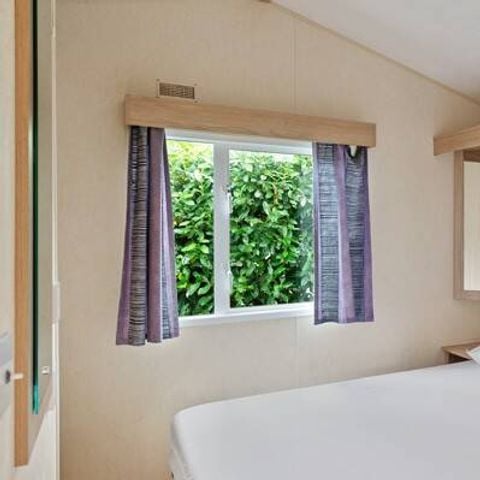 Stacaravan 4 personen - Classic | 2 Slaapkamers | 4 Pers. | Terras, verhoogd, niet overdekt | Airconditioning