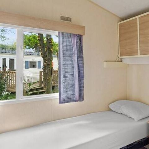 Stacaravan 4 personen - Classic | 2 Slaapkamers | 4 Pers. | Terras, verhoogd, niet overdekt | Airconditioning