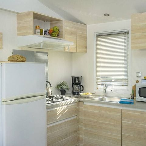 Stacaravan 4 personen - Classic | 2 Slaapkamers | 4 Pers. | Terras, verhoogd, niet overdekt | Airconditioning