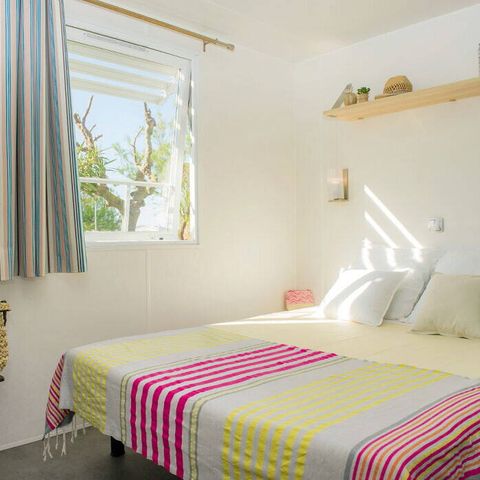 Stacaravan 4 personen - Comfort | 2 slaapkamers | 4 pers. | Niet overdekt verhoogd terras | 2 badkamers | Airconditioning
