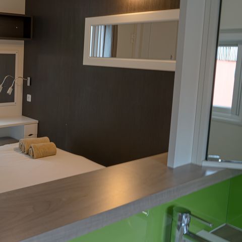 Stacaravan 4 personen - 06 - TAOS LUXE 2 CH 2 SDB - Bosquet