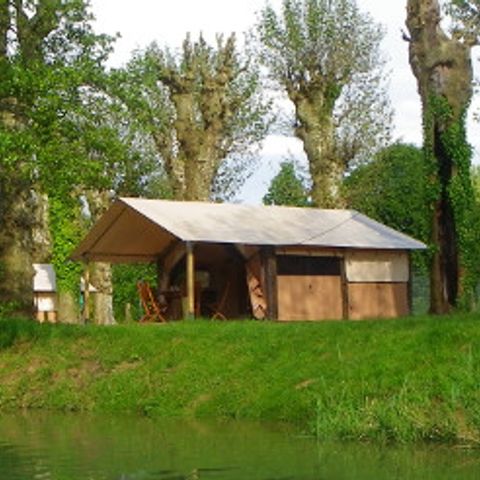 Camping les Promenades Quingey - Camping Doubs - Afbeelding N°2