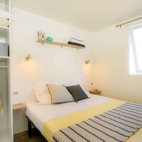 Stacaravan 6 personen - Mobile-home | Comfort | 2 Slaapkamers | 4/6 Pers. | Verhoogd terras | Airconditioning.