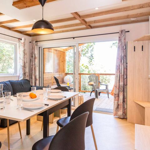 Stacaravan 6 personen - Chalet | Ultimate Plus | 3 slaapkamers | 6 pers | Airconditioning | TV