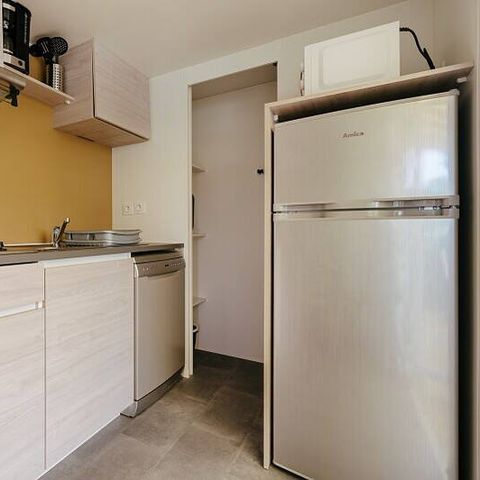 Stacaravan 4 personen - Stacaravan | Premium Exclusief | 2 Slaapkamers | 4 Pers | Terras Lounge | Airconditioning | TV