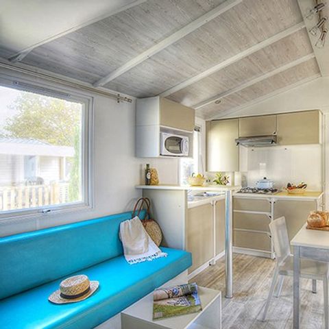 Stacaravan 6 personen - Premium | 3 Slaapkamers | 6 Pers | Verhoogd terras | Airconditioning | TV