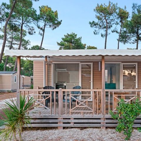 Stacaravan 6 personen - Premium | 3 Slaapkamers | 6 Pers | Verhoogd terras | Airconditioning | TV
