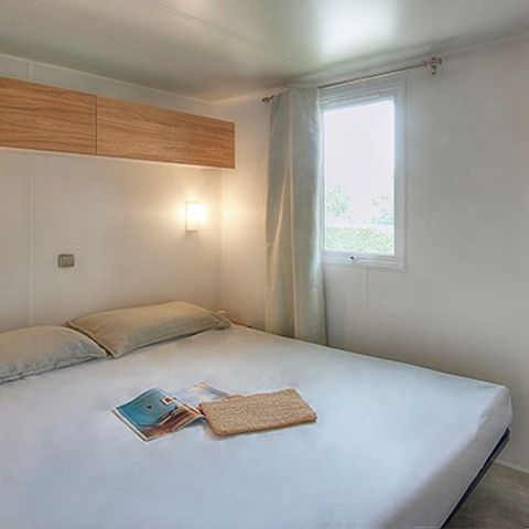 Stacaravan 2 personen - Mobile-home | Comfort | 1 Slaapkamers | 2 Pers. | Verhoogd terras | Airconditioning | TV