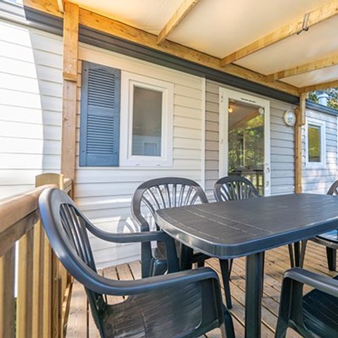 Stacaravan 6 personen - Comfort | 3 Slaapkamers | 6 Pers | Verhoogd terras | Airconditioning | TV
