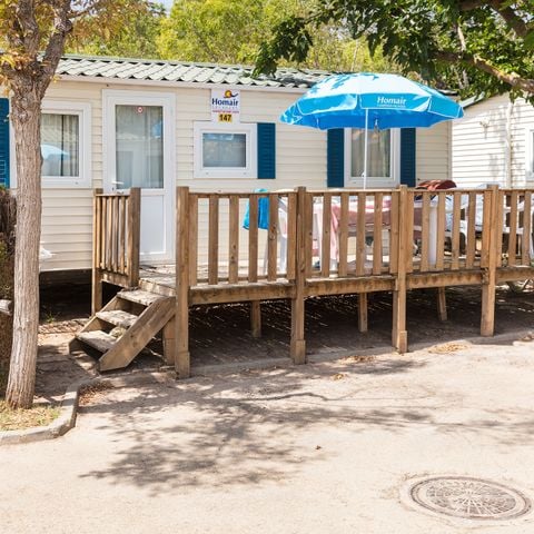 Stacaravan 6 personen - Classic | 2 slaapkamers | 4/6 pers. | Overdekt verhoogd terras | Airconditioning.