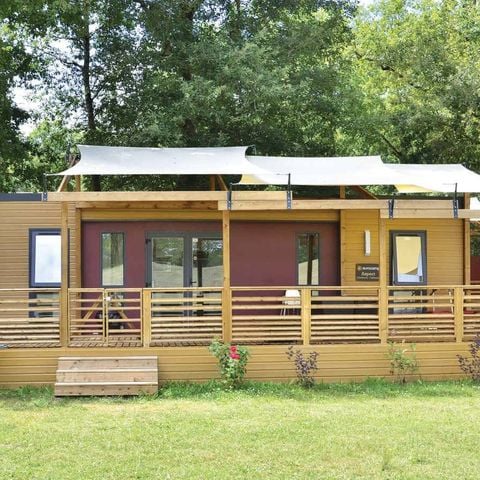 Stacaravan 8 personen - Ultiem | 3 slaapkamers | 6/8 Pers | Verhoogd terras | Airconditioning | TV