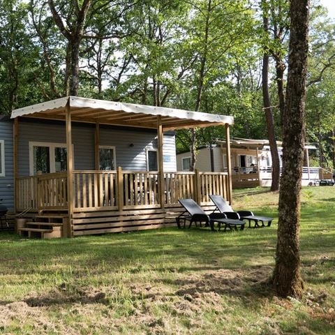 Stacaravan 6 personen - Comfort | 3 slaapkamers | 6 pers | Verhoogd terras | Airconditioning