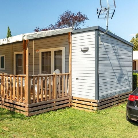 Stacaravan 4 personen - Stacaravan | Premium | 2 Slaapkamers | 4 Pers | Verhoogd terras | Airconditioning | TV