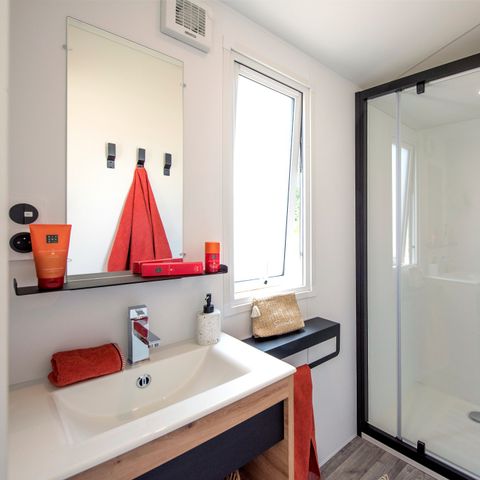 Stacaravan 5 personen - Stacaravan | Comfort | 2 Slaapkamers | 5 Pers. | Verhoogd terras