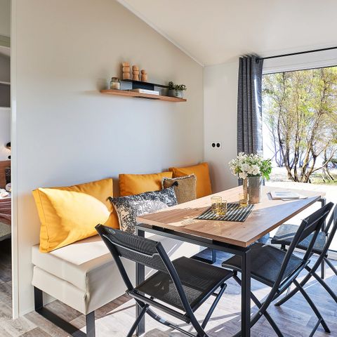 Stacaravan 5 personen - Stacaravan | Comfort | 2 Slaapkamers | 5 Pers. | Verhoogd terras