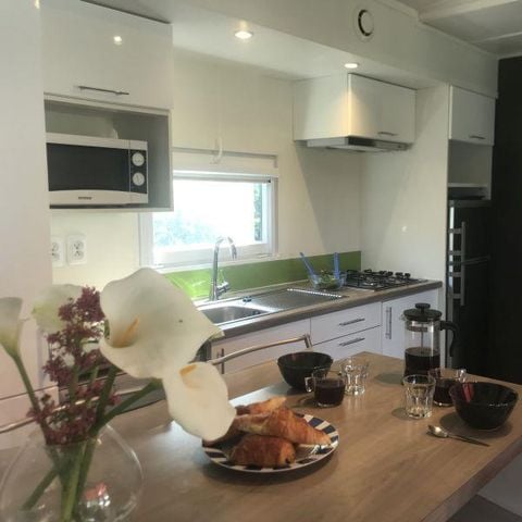 Stacaravan 4 personen - C- Mediterrane stacaravan met 2 slaapkamers