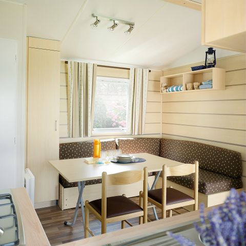 Stacaravan 6 personen - Classic XL | 3 slaapkamers | 6 pers. | Verhoogd terras | Airconditioning.