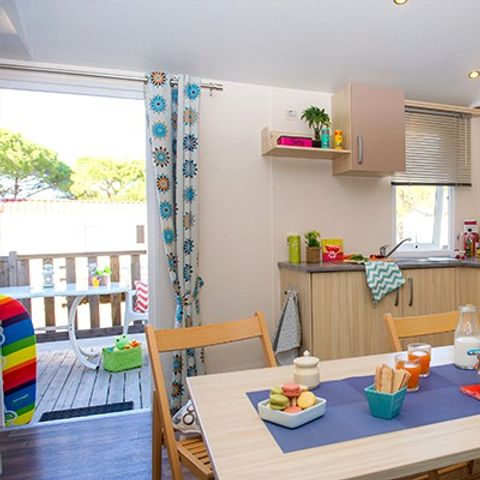 Stacaravan 5 personen - Klassiek | 2 Slaapkamers | 5 Pers. | Verhoogd terras