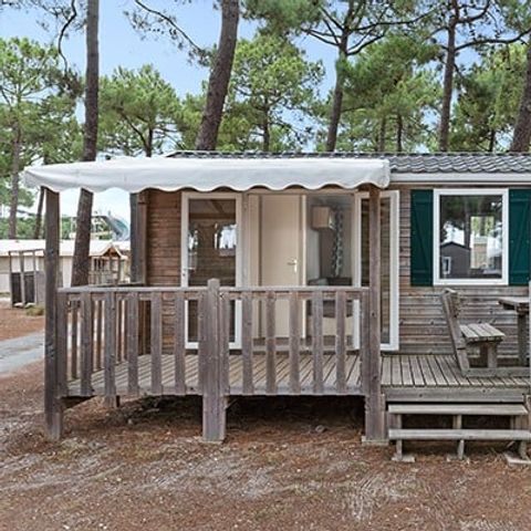 Stacaravan 6 personen - Classic XL | 2 slaapkamers | 4/6 pers. | Verhoogd terras