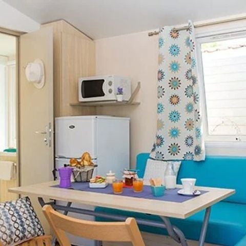 Stacaravan 6 personen - Homair stacaravans op camping La Guyonnière Classic | 2 slaapkamers | 4/6 personen | Verhoogd terras niet overdekt
