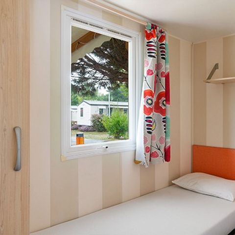 Stacaravan 6 personen - Mobile-home | Klassiek | 3 slaapkamers | 6 pers. | Verhoogd terras | 1 badkamer