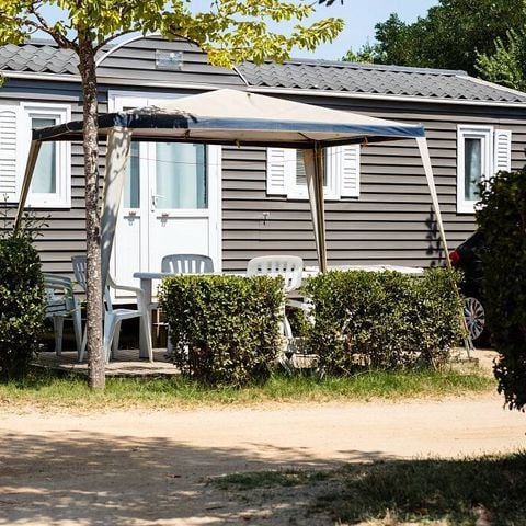 Stacaravan 6 personen - Comfort | 3 slaapkamers | 6 pers | Enig terras | 1 badkamer