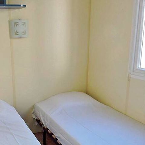 Stacaravan 6 personen - Mobile-home | Klassiek | 2 slaapkamers | 4/6 pers. | Verhoogd terras | 1 badkamer