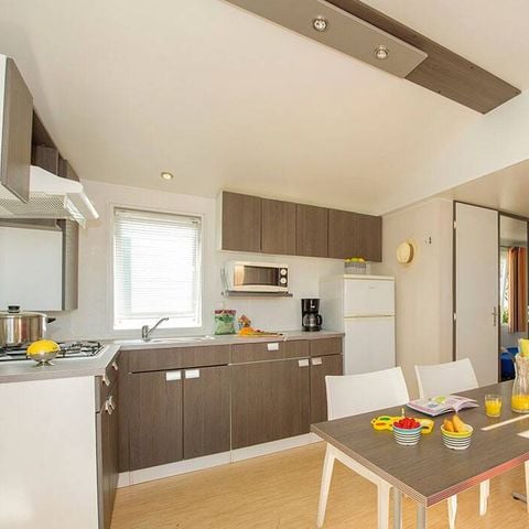 Stacaravan 6 personen - Klassiek | 3 slaapkamers | 6 pers | Enig terras | 1 badkamer