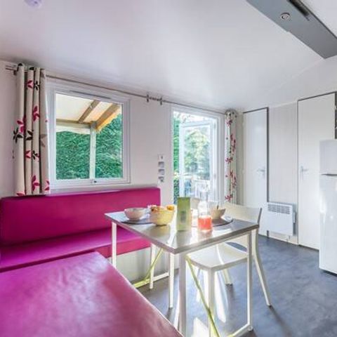 Stacaravan 4 personen - Klassiek | 2 slaapkamers | 4 pers | Verhoogd terras | 1 badkamer