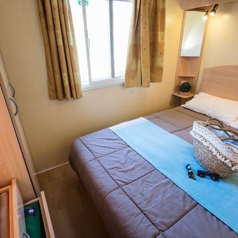 Stacaravan 4 personen - Klassiek | 2 slaapkamers | 4 pers | Verhoogd terras | 1 badkamer