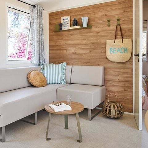 Stacaravan 6 personen - Comfort | 3 slaapkamers | 6 pers | Verhoogd terras | Airconditioning