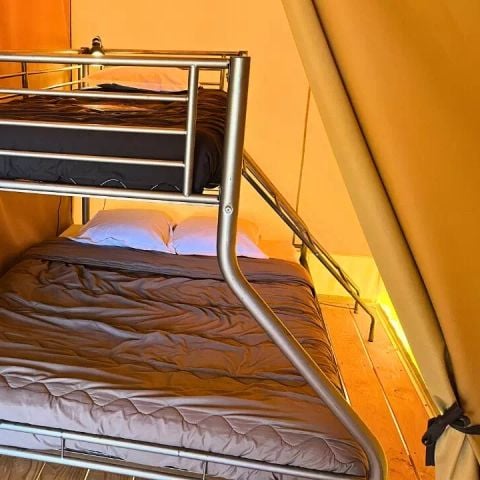 Bungalowtent 5 personen - 3 kamers 5 personen zonder sanitair