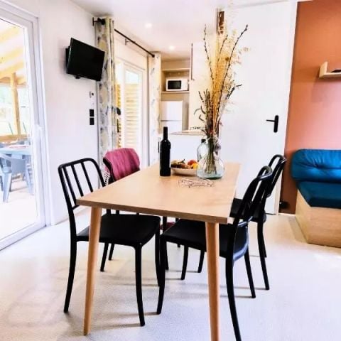 Stacaravan 6 personen - Premium 4 Kamers 6 Personen Airconditioning + TV