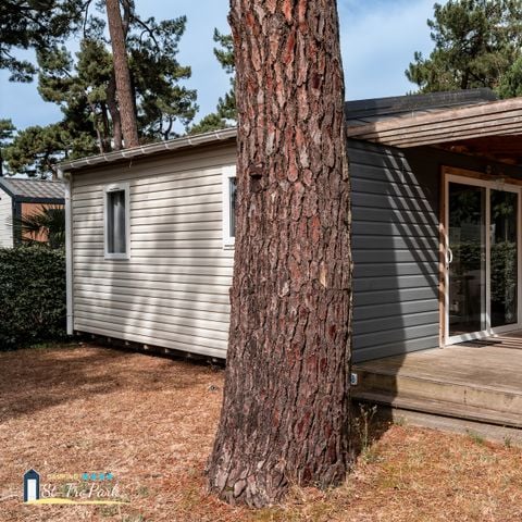 Chalet 4 personen - Chalet Confort 26.5m² (2 kamers) + overdekt terras + TV