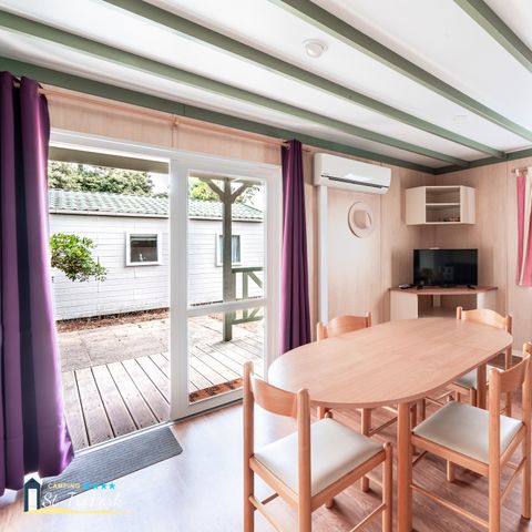 Chalet 4 personen - Chalet Premium 35m² (2 kamers) + Airconditioning + Afwasmachine + Overdekt terras 12m² + Privé parkeerplaats