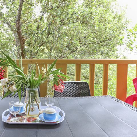 Stacaravan 5 personen - Klassiek | 2 Slaapkamers | 5 Pers. | Op palen | Enkel terras | Airconditioning.