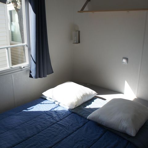 Stacaravan 7 personen - Stacaravan Standard 32 m² 3 kamers + terras 12m² halfoverdekt (9m²) 6/7 pers