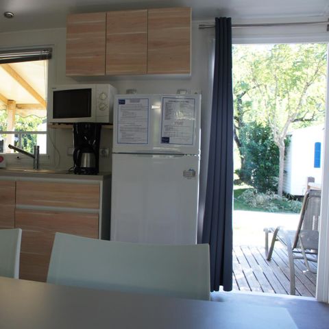 Stacaravan 7 personen - Stacaravan Premium 32 m² 3 kamers + terras 12m² halfoverdekt (9m²) + TV + airconditioning 6/7 pers