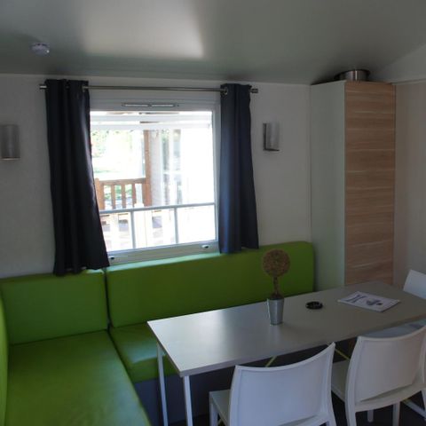 Stacaravan 7 personen - Stacaravan Premium 32 m² 3 kamers + terras 12m² halfoverdekt (9m²) + TV + airconditioning 6/7 pers