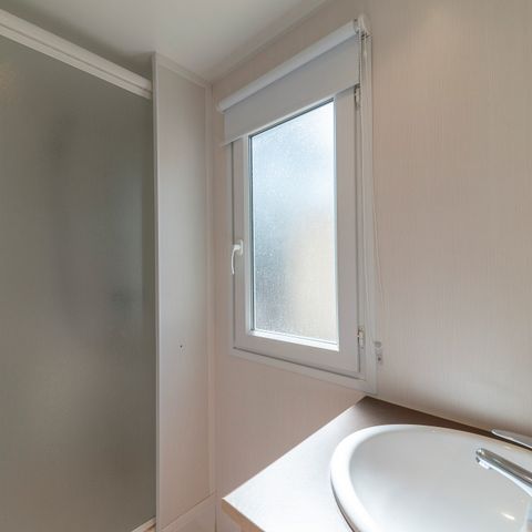 Stacaravan 4 personen - Stacaravan | Classic XL | 2 slaapkamers | 4 pers. | Overdekt verhoogd terras | Airconditioning.