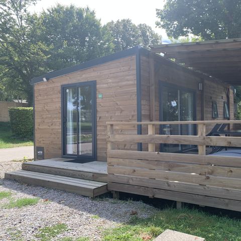 Stacaravan 4 personen - MOBIWOOD 36 met zijn PRIVE JACUZZI - 2 Slaapkamers