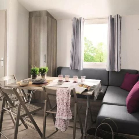 Stacaravan 6 personen - 4 kamers 6 personen Airconditioning + TV