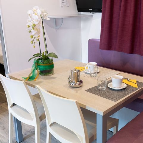 Stacaravan 4 personen - 3 slaapkamers / 2 badkamers - overdekt terras