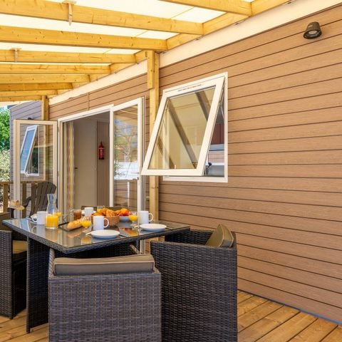 Stacaravan 6 personen - Mobile-home | Premium | 3 slaapkamers | 6 pers | Verhoogd terras | Airconditioning | TV