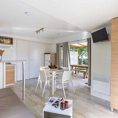 Stacaravan 8 personen - Stacaravan | Ultimate | 4 Slaapkamers | 8 Pers | Verhoogd terras | Airconditioning | TV