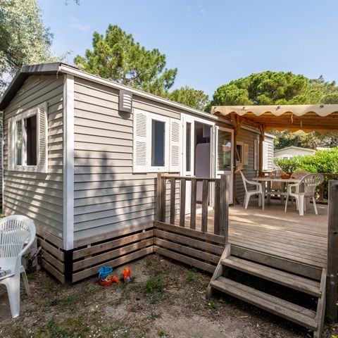 Stacaravan 4 personen - Klassiek | 2 Slaapkamers | 4 Pers. | Verhoogd terras