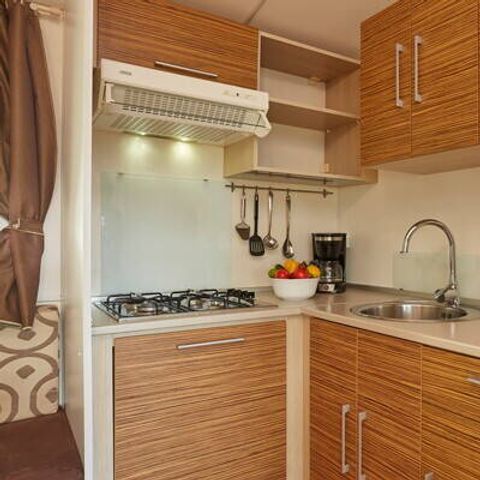 Stacaravan 4 personen - Mobile-home | Klassiek | 2 slaapkamers | 4 pers | Verhoogd terras | 2 badkamers | Airconditioning | TV