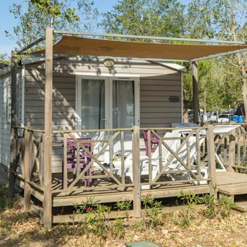Stacaravan 8 personen - Mobile-home | Premium | 3 slaapkamers | 6/8 pers. | Verhoogd terras | 1 badkamer | Air-con.