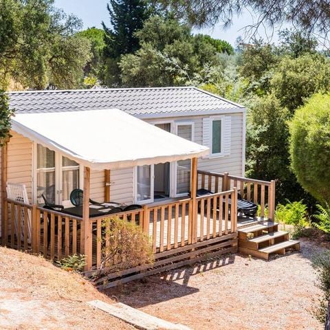 Stacaravan 6 personen - Comfort | 3 slaapkamers | 6 pers | Eenpersoons terras | Airconditioning